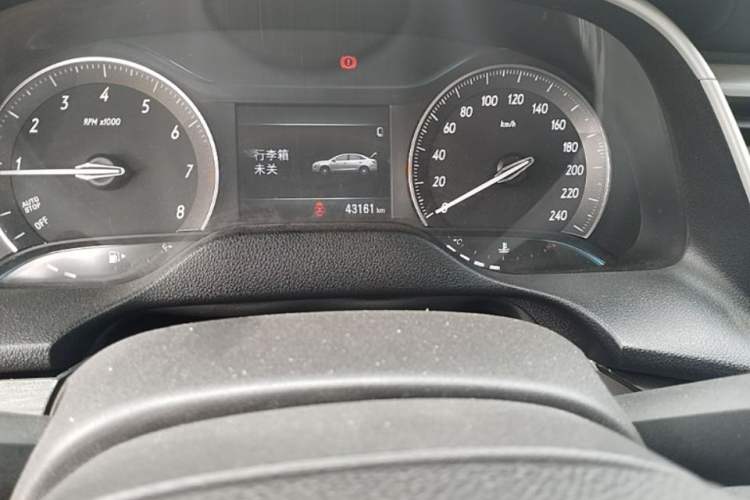 Used Buick GT 2018 15T Manual Elite Version China V Standard Odometer Close Up