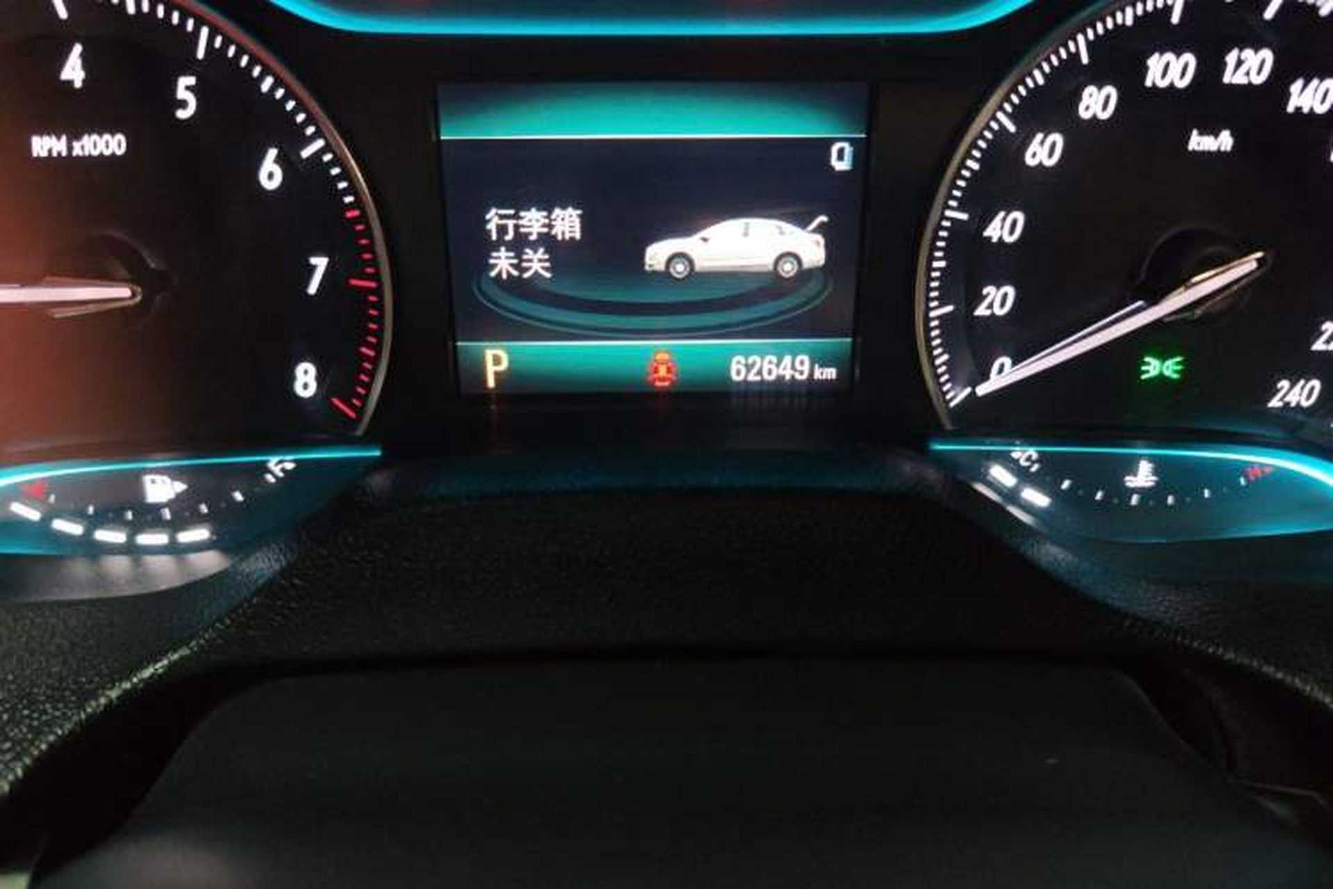 Used Buick GT 2018 15T Dual-Clutch Elite Model China V Standard Odometer Close Up