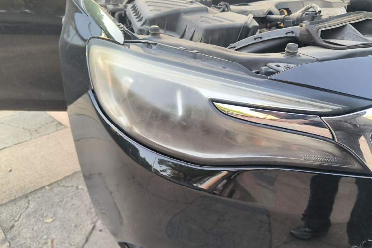 Used Buick GT 2018 18T Automatic Elite Model Right Front Headlight