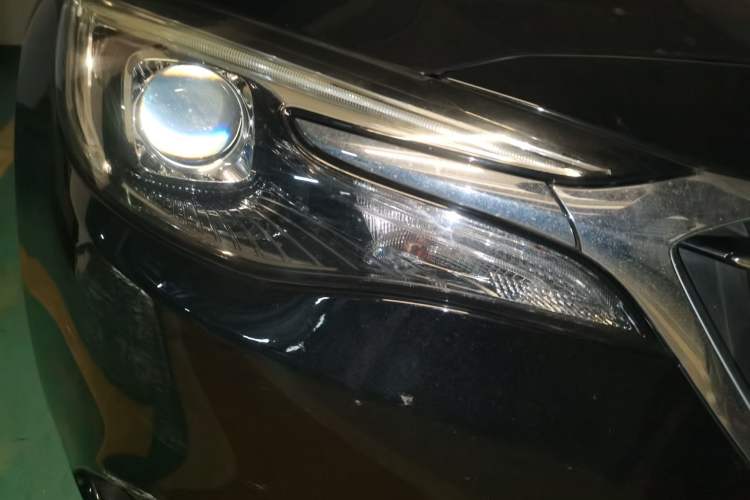 Used Buick GT 2018 15T Dual-Clutch Elite Model China V Standard Right Front Headlight