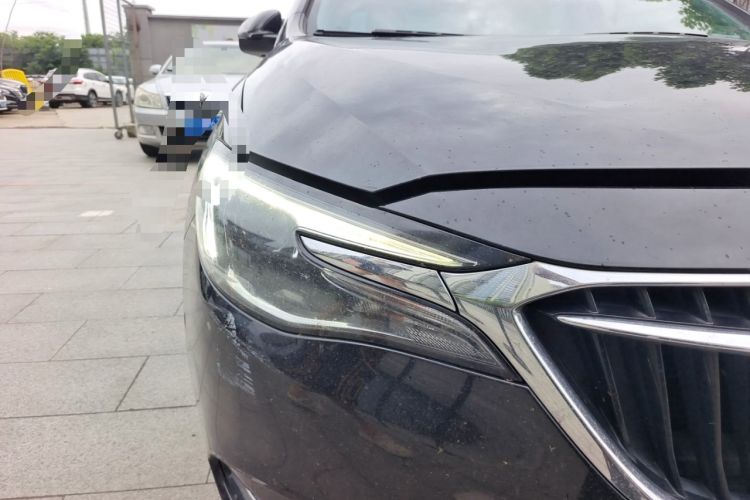 Used Buick GT 2018 18T Automatic Flagship Model Right Front Headlight