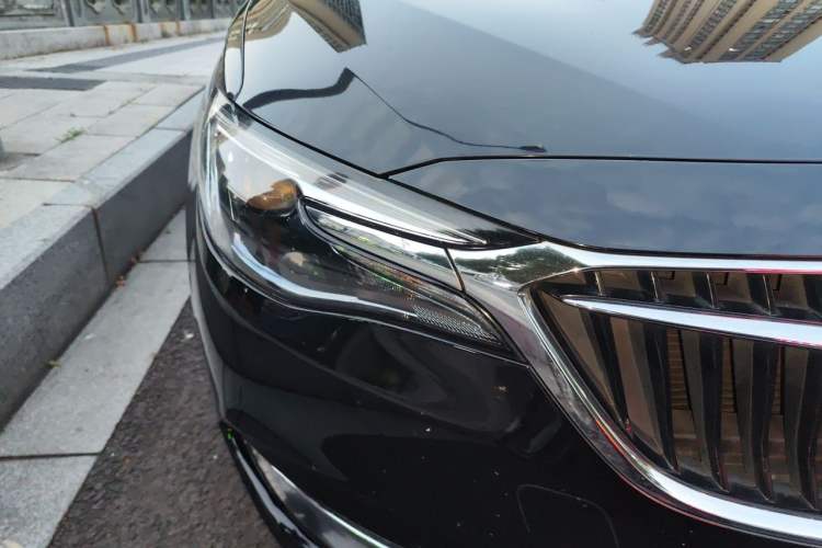 Used Buick GT 2018 18T Automatic Flagship Model Right Front Headlight