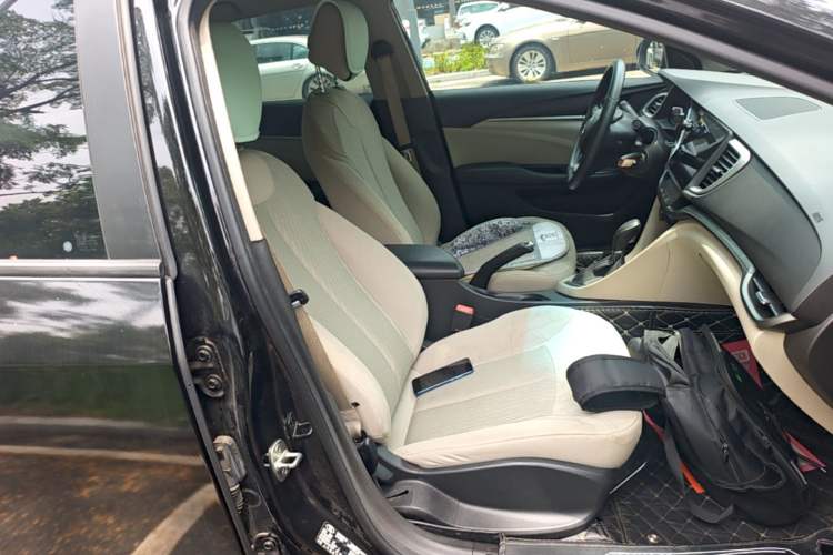 Used Buick GT 2018 15T Dual-Clutch Advanced Model China V Standard Right Front Seat
