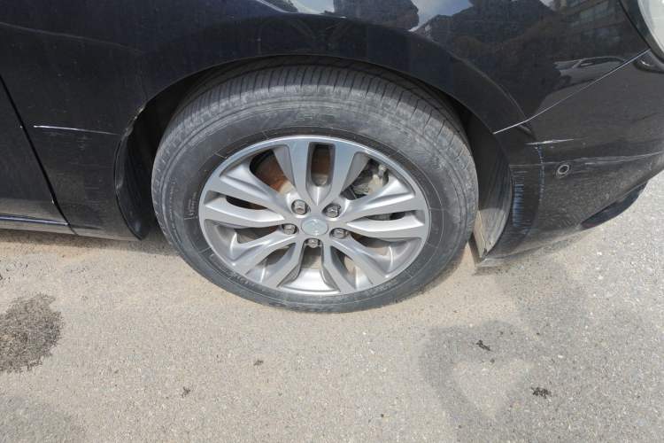 Used Buick GT 2018 18T Automatic Flagship Model Right Front Wheel Hub