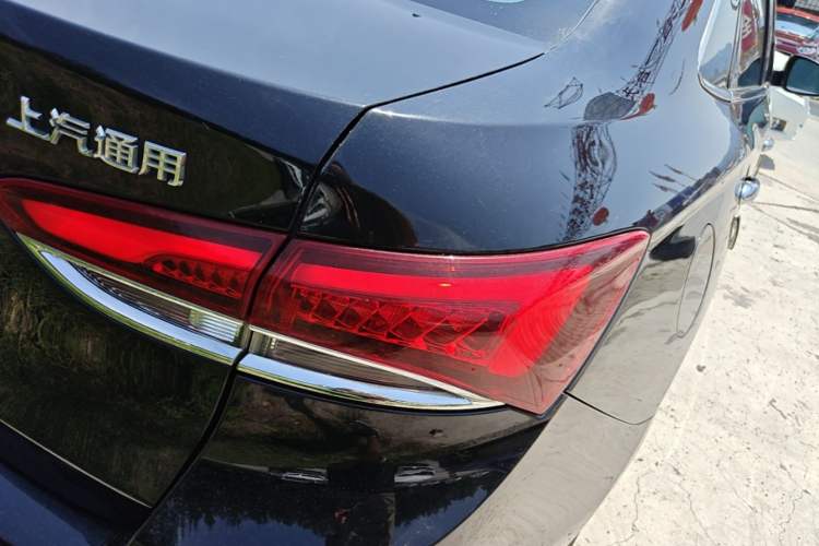Used Buick GT 2018 15T Dual-Clutch Elite Model China V Standard Right Rear Taillight