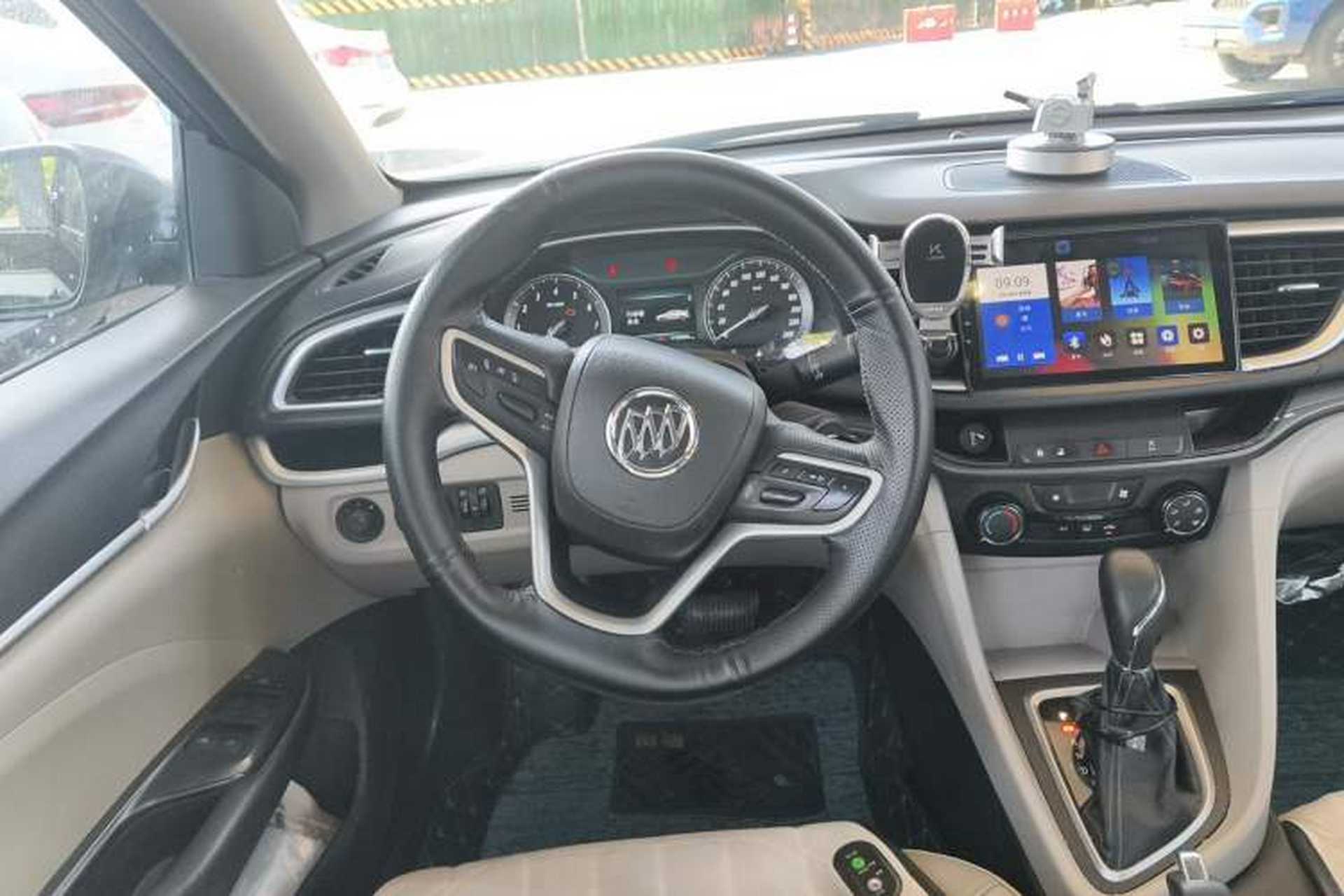 Used Buick GT 2018 15T Dual-Clutch Elite Model China V Standard Steering Wheel