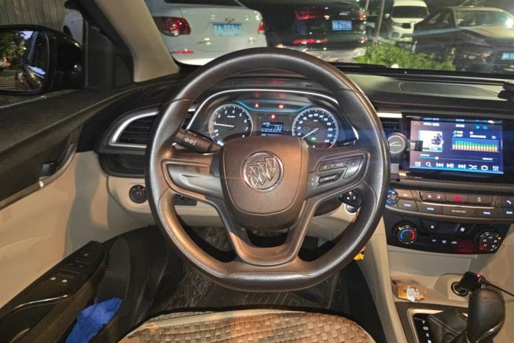 Used Buick GT 2018 15T Dual-Clutch Advanced Model China V Standard Steering Wheel