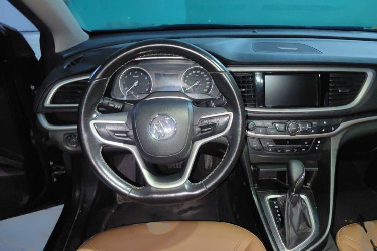 Used Buick GT 2018 18T Automatic Flagship Model Steering Wheel