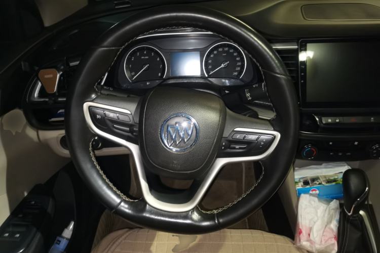 Used Buick GT 2018 15T Dual-Clutch Elite Model China V Standard Steering Wheel