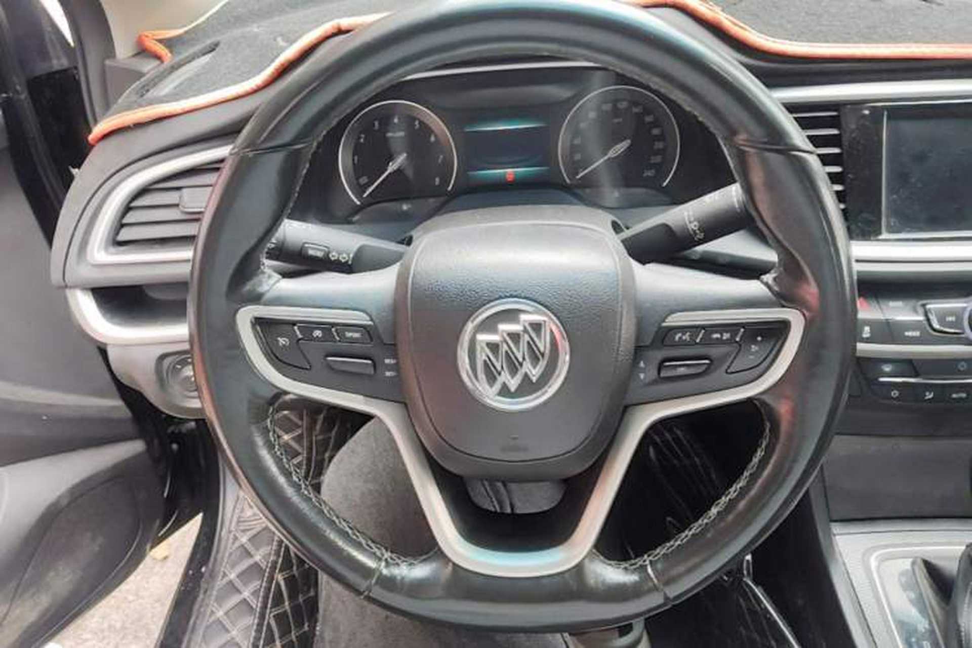 Used Buick GT 2018 18T Automatic Flagship Model Steering Wheel