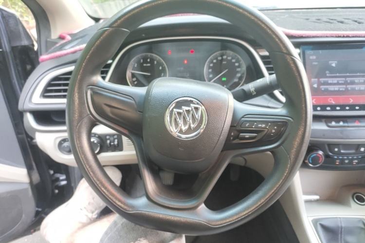 Used Buick GT 2018 15T Manual Entry-Level Version China V Standard Steering Wheel