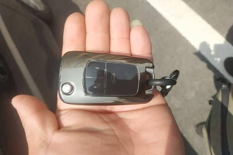 Used Buick GT 2018 15T Manual Elite Version China V Standard Vehicle Key