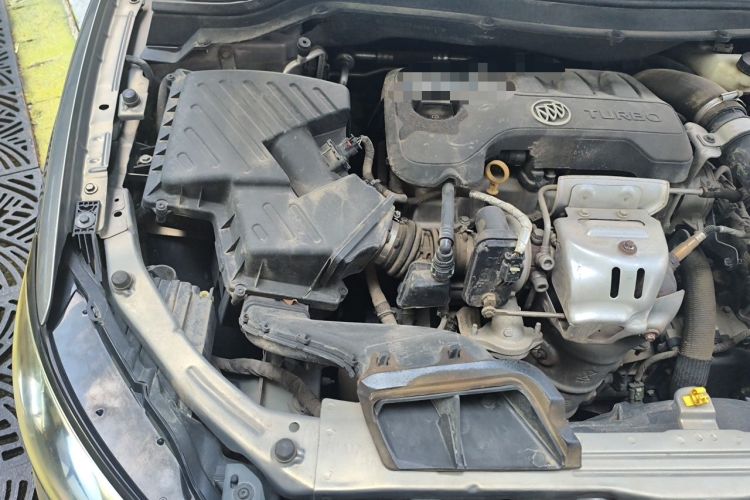 Used Buick GT 2018 18T Automatic Elite Model Engine Bay Right