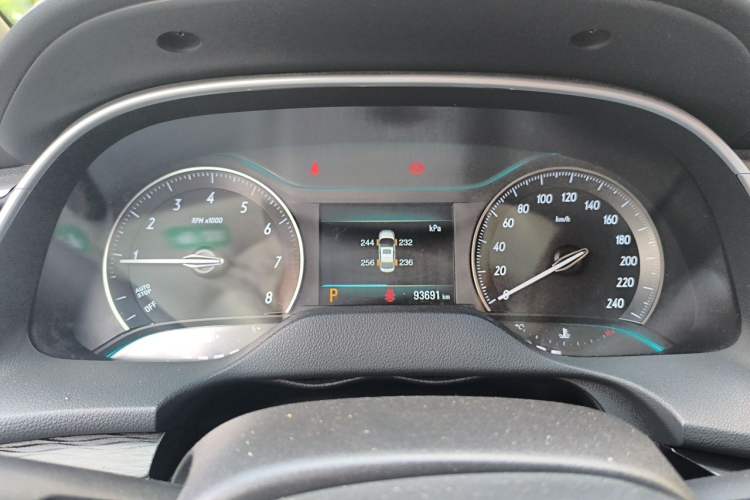 Used Buick GT 2018 18T Automatic Elite Model Instrument Cluster