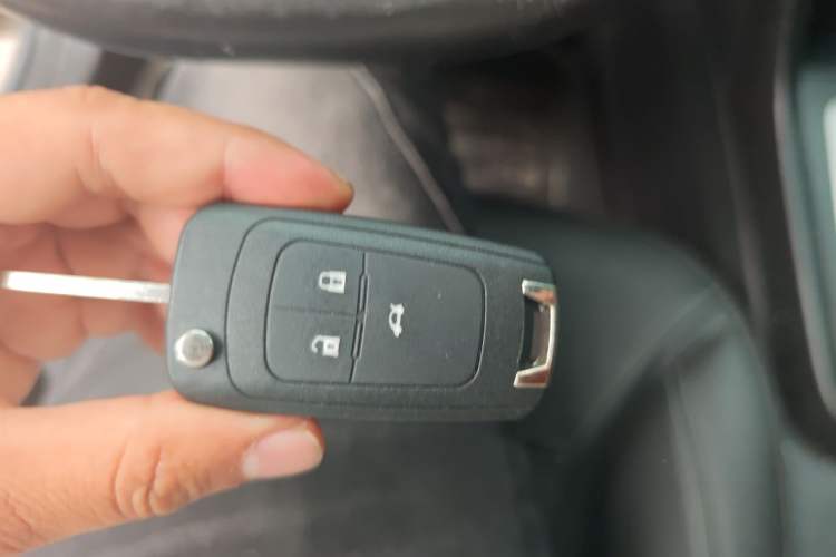 Used Buick GT 2018 18T Automatic Elite Model Vehicle Key
