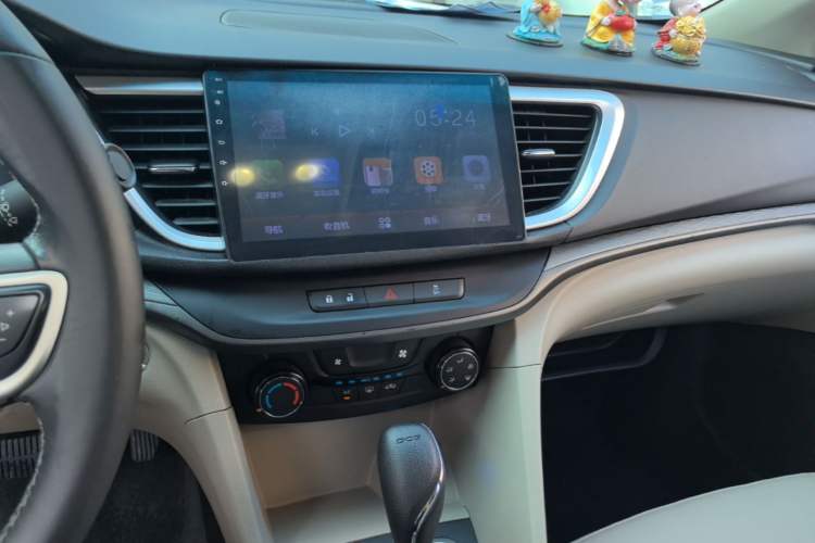 Used Buick GT 2018 15T Dual-Clutch Elite Model China V Standard Audio And AC Panel