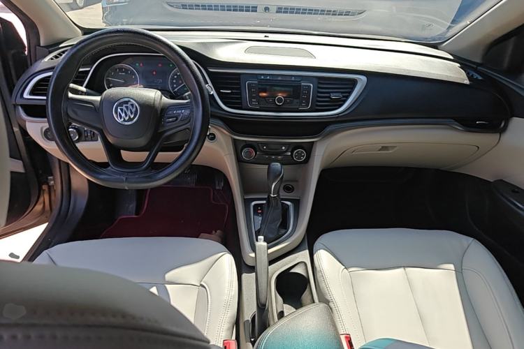 Used Buick GT 2018 15T Dual-Clutch Advanced Model China V Standard Center Console