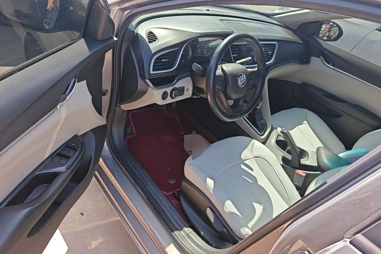 Used Buick GT 2018 15T Dual-Clutch Advanced Model China V Standard Driver Seat
