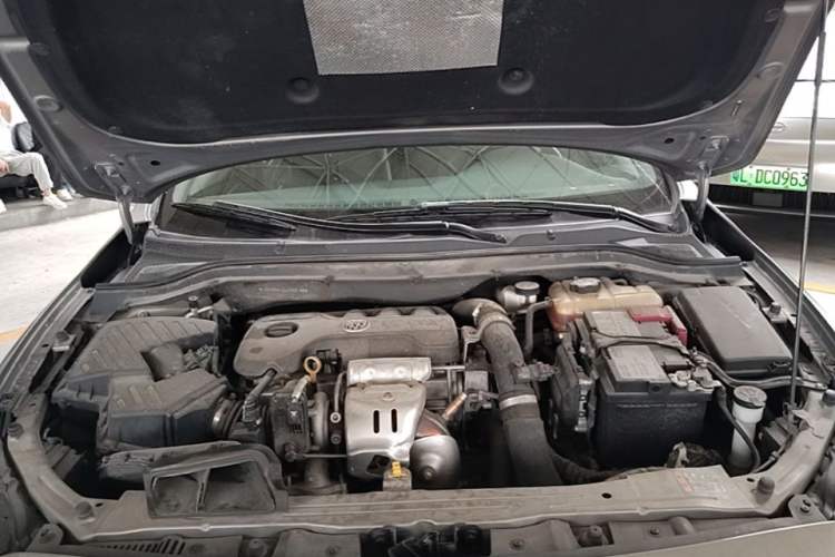 Used Buick GT 2018 18T Automatic Elite Model Engine Bay