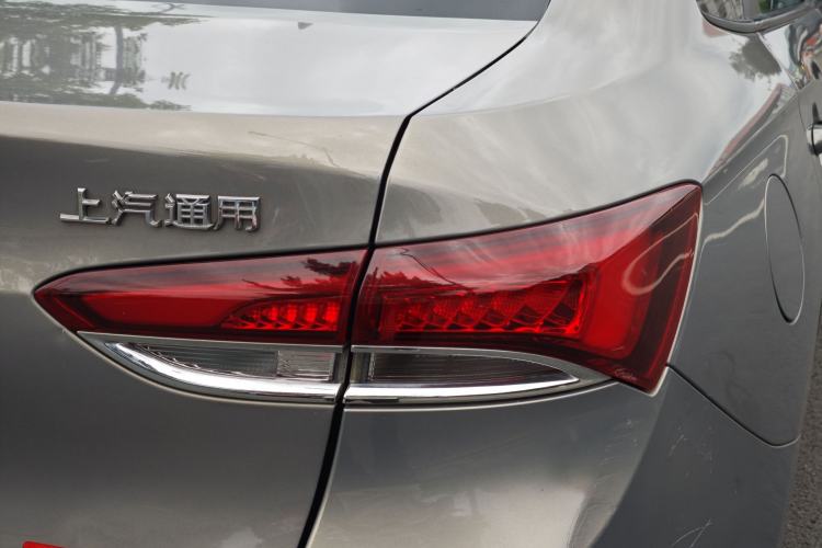 Used Buick GT 2018 18T Automatic Elite Model Exterior 5