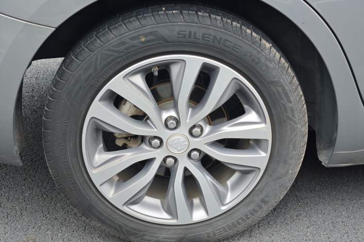 Used Buick GT 2018 18T Automatic Elite Model Exterior 8
