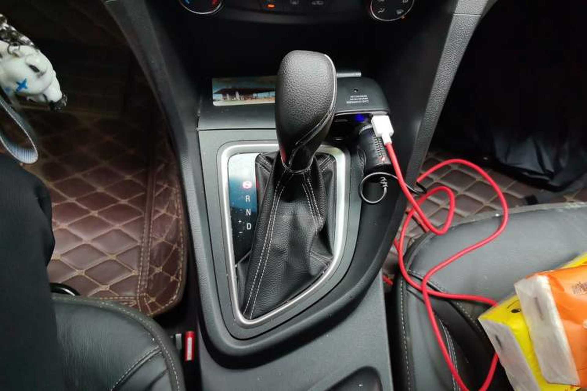 Used Buick GT 2018 18T Automatic Elite Model Gear Lever
