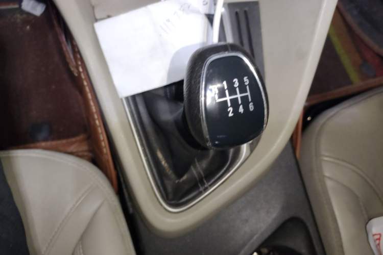 Used Buick GT 2018 15T Manual Elite Version China V Standard Gear Lever