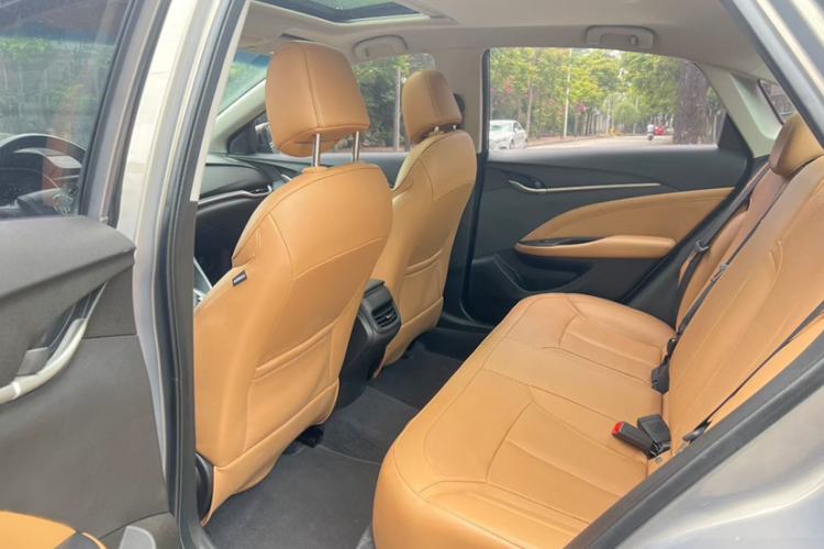Used Buick GT 2018 18T Automatic Flagship Model Interior 3