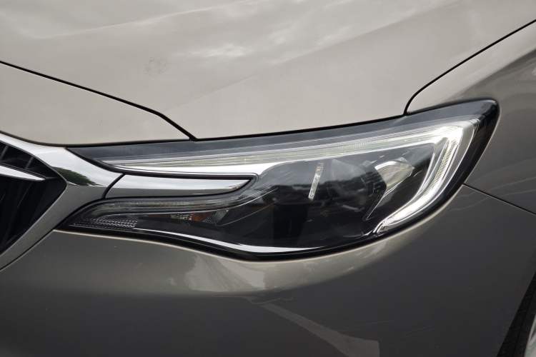 Used Buick GT 2018 18T Automatic Elite Model Left Front Headlight
