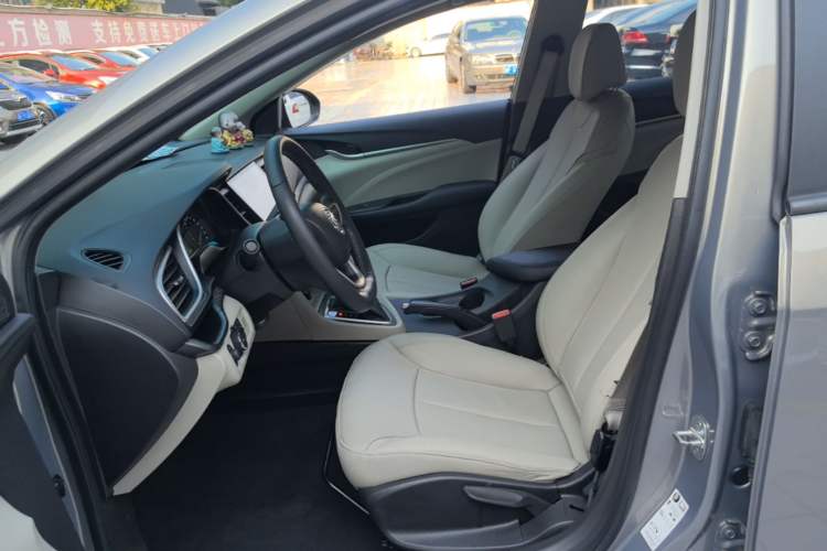 Used Buick GT 2018 15T Dual-Clutch Elite Model China V Standard Left Front Seat