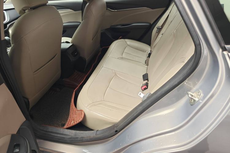 Used Buick GT 2018 15T Dual-Clutch Elite Model China V Standard Left Rear Seat