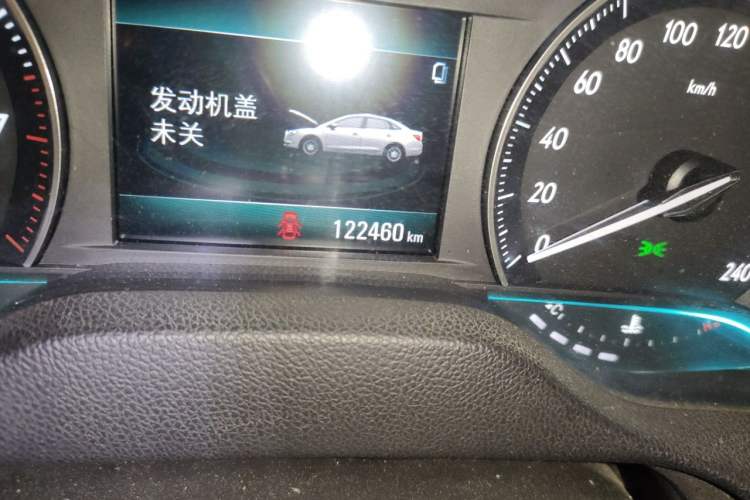 Used Buick GT 2018 15T Manual Elite Version China V Standard Odometer Close Up