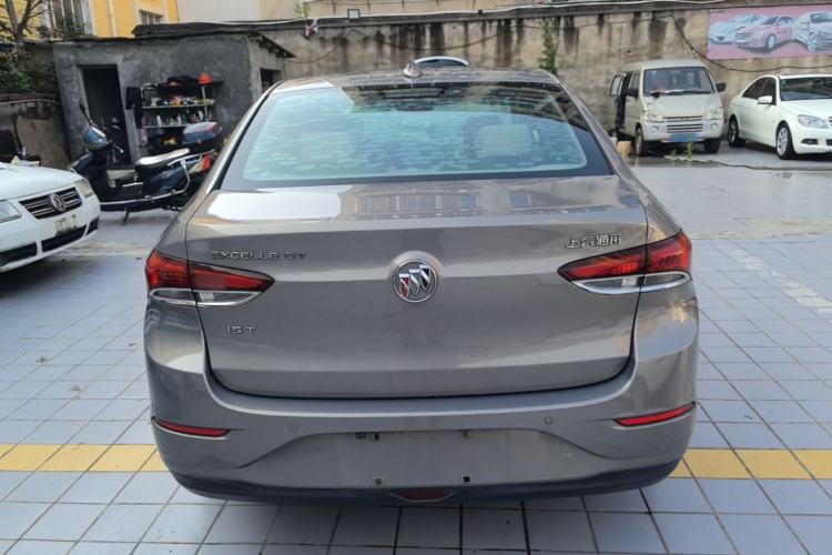Used Buick GT 2018 15T Dual-Clutch Elite Model China V Standard Rear