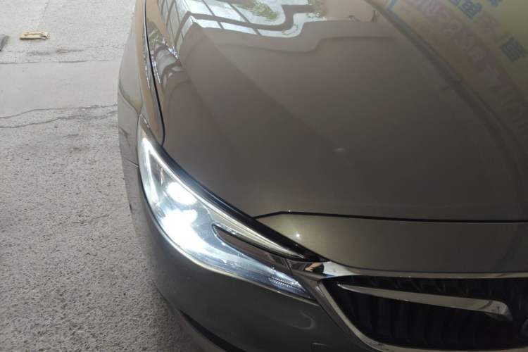 Used Buick GT 2018 18T Automatic Flagship Model Right Front Headlight