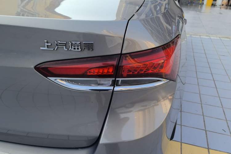 Used Buick GT 2018 15T Dual-Clutch Elite Model China V Standard Right Rear Taillight