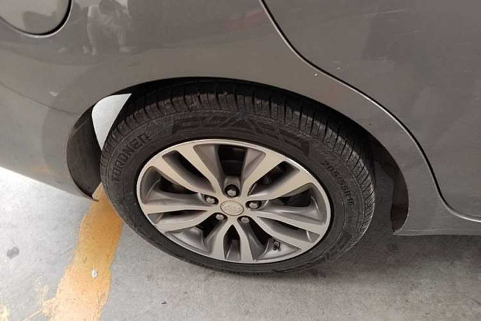 Used Buick GT 2018 18T Automatic Elite Model Right Rear Wheel Hub