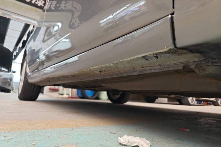 Used Buick GT 2018 15T Dual-Clutch Elite Model China V Standard Right Side Sill