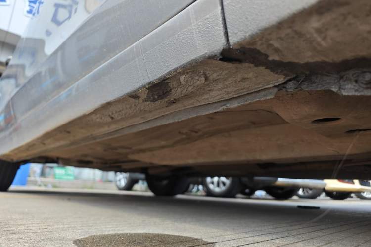 Used Buick GT 2018 18T Automatic Elite Model Right Side Sill