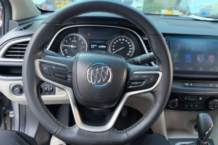 Used Buick GT 2018 15T Dual-Clutch Elite Model China V Standard Steering Wheel