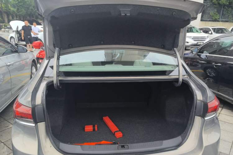 Used Buick GT 2018 15T Dual-Clutch Advanced Model China V Standard Trunk