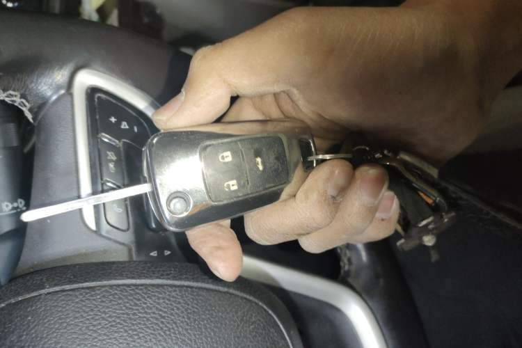 Used Buick GT 2018 15T Manual Elite Version China V Standard Vehicle Key