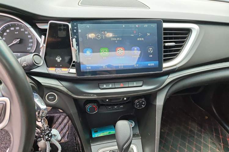 Used Buick GT 2018 18T Automatic Elite Model Audio And AC Panel