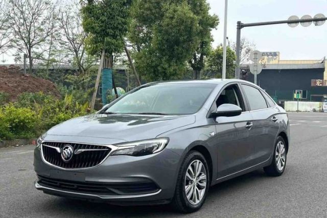 Used Buick GT 2018 18T Automatic Elite Model