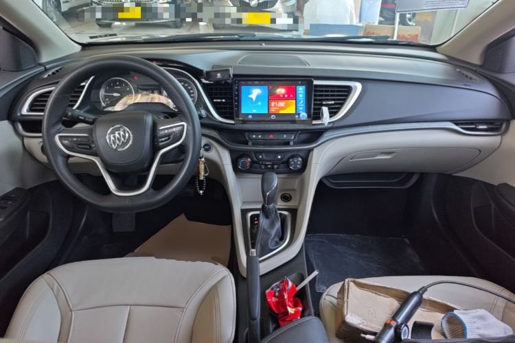 Used Buick GT 2018 15T Dual-Clutch Elite Model China V Standard Center Console