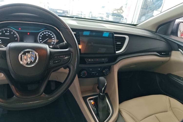 Used Buick GT 2018 15T Dual-Clutch Advanced Model China V Standard Center Console