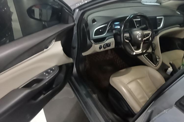 Used Buick GT 2018 15T Dual-Clutch Elite Model China V Standard Driver Seat