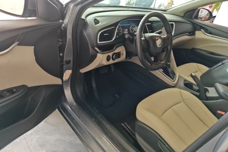Used Buick GT 2018 15T Dual-Clutch Advanced Model China V Standard Driver Seat