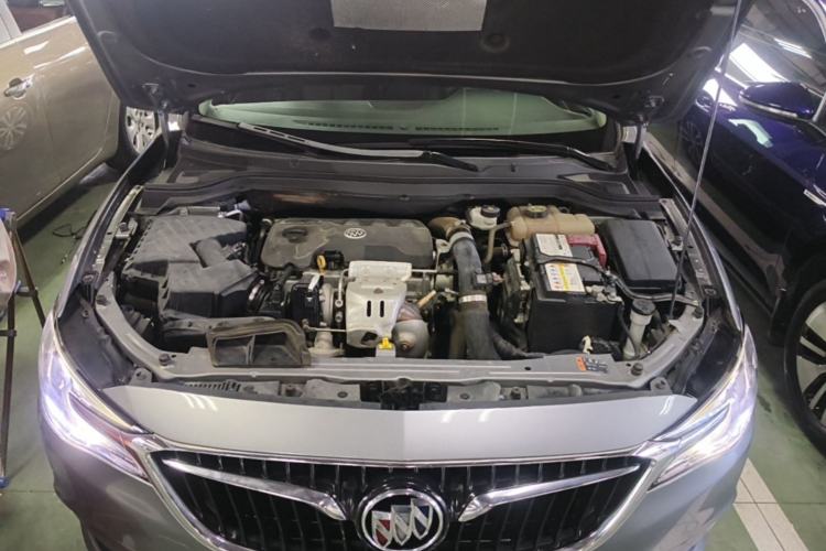 Used Buick GT 2018 18T Automatic Elite Model Engine Bay