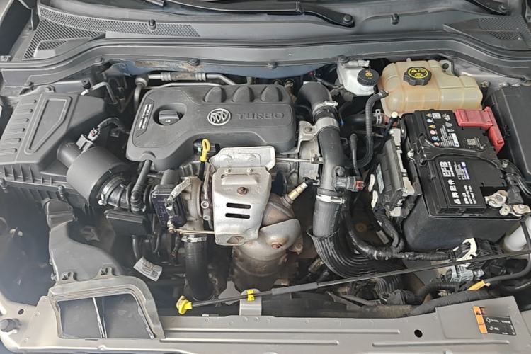 Used Buick GT 2018 15T Dual-Clutch Elite Model China V Standard Engine Bay