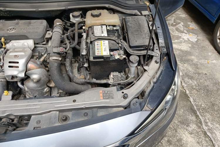 Used Buick GT 2018 15T Dual-Clutch Advanced Model China V Standard Engine Bay Left